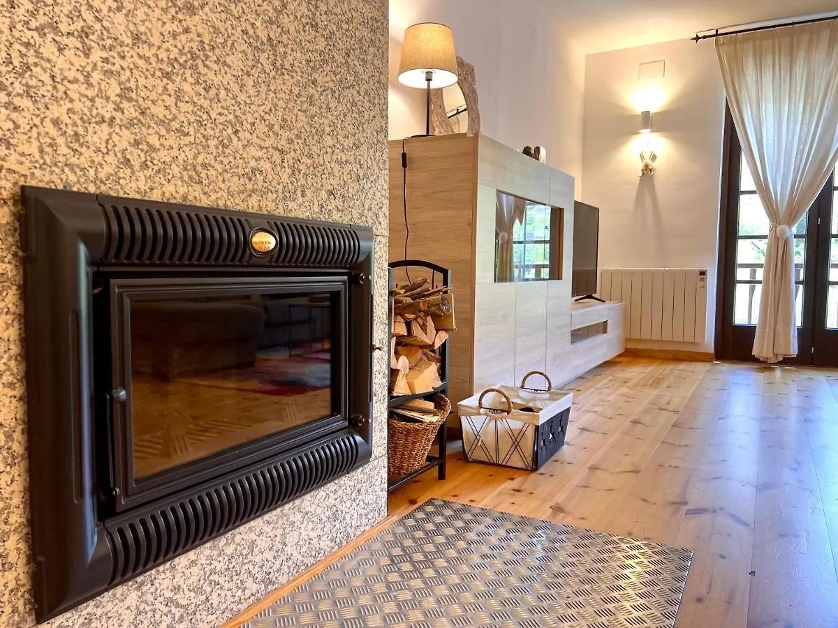 Apartamento Apartament Les 3 Valls - L'Amfitriona Llavorsí