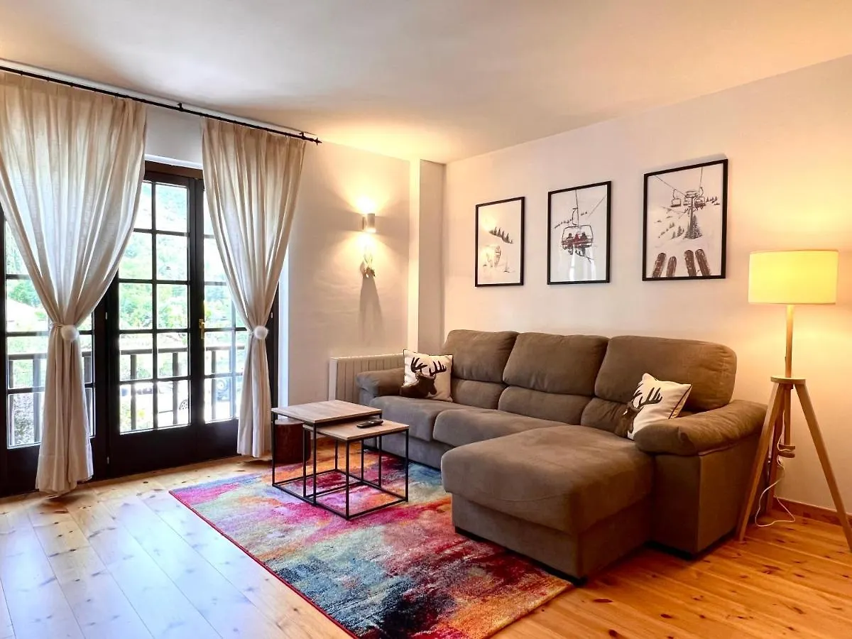 Apartament Les 3 Valls - L'Amfitriona Llavorsí